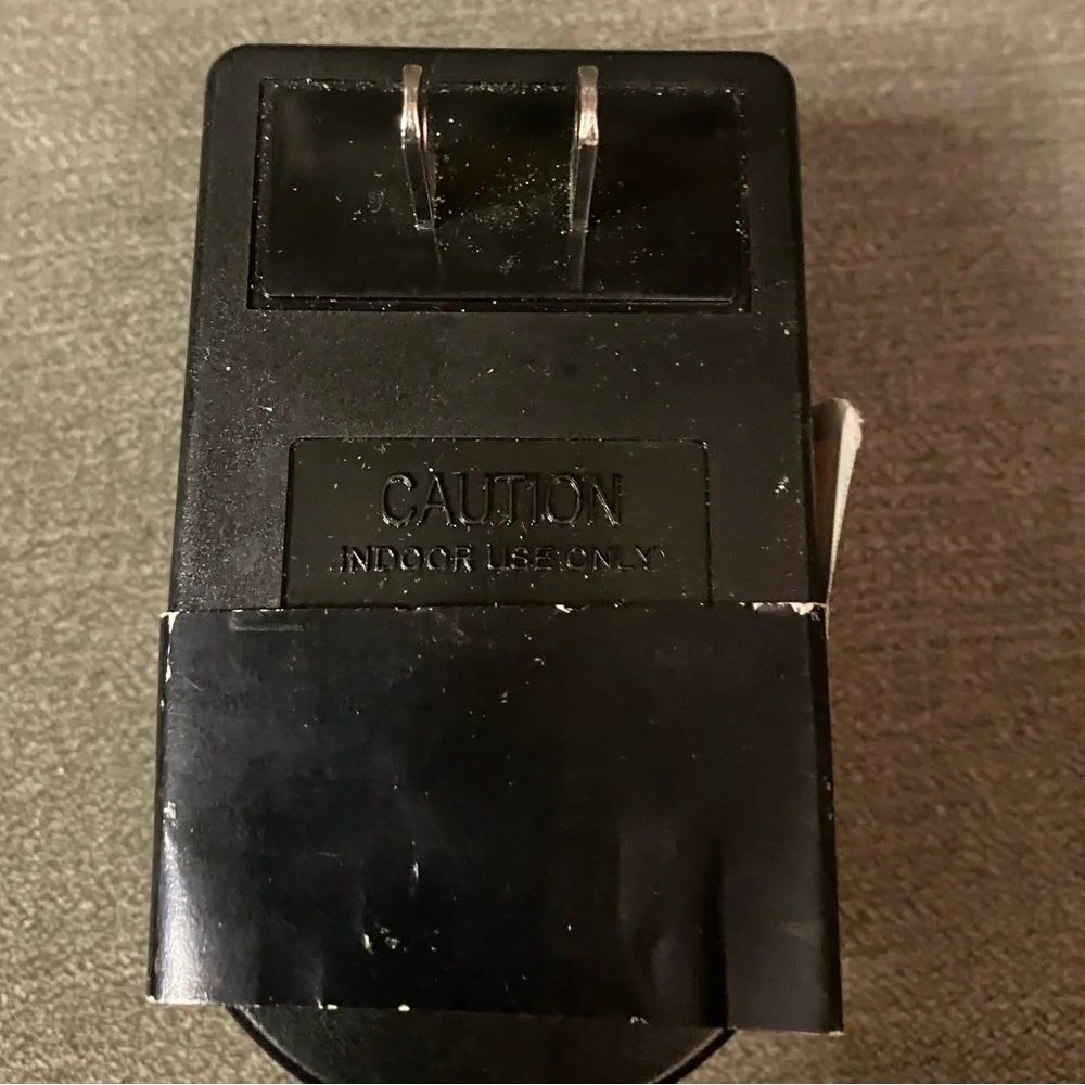 Navigon AC-DC adapter